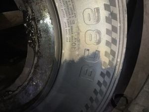 Vệ sinh khuôn lốp bằng CO2